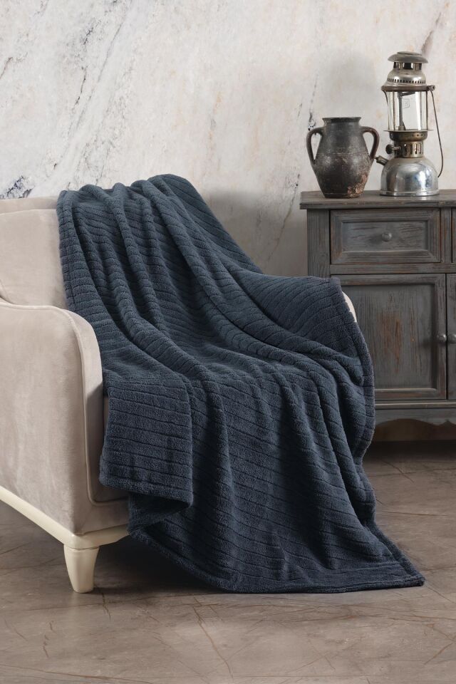 Comfy | Çizgili Wellsoft Tv Battaniyesi 110x180 cm