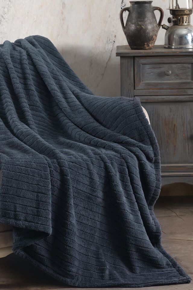 Comfy | Çizgili Wellsoft Tv Battaniyesi 110x180 cm